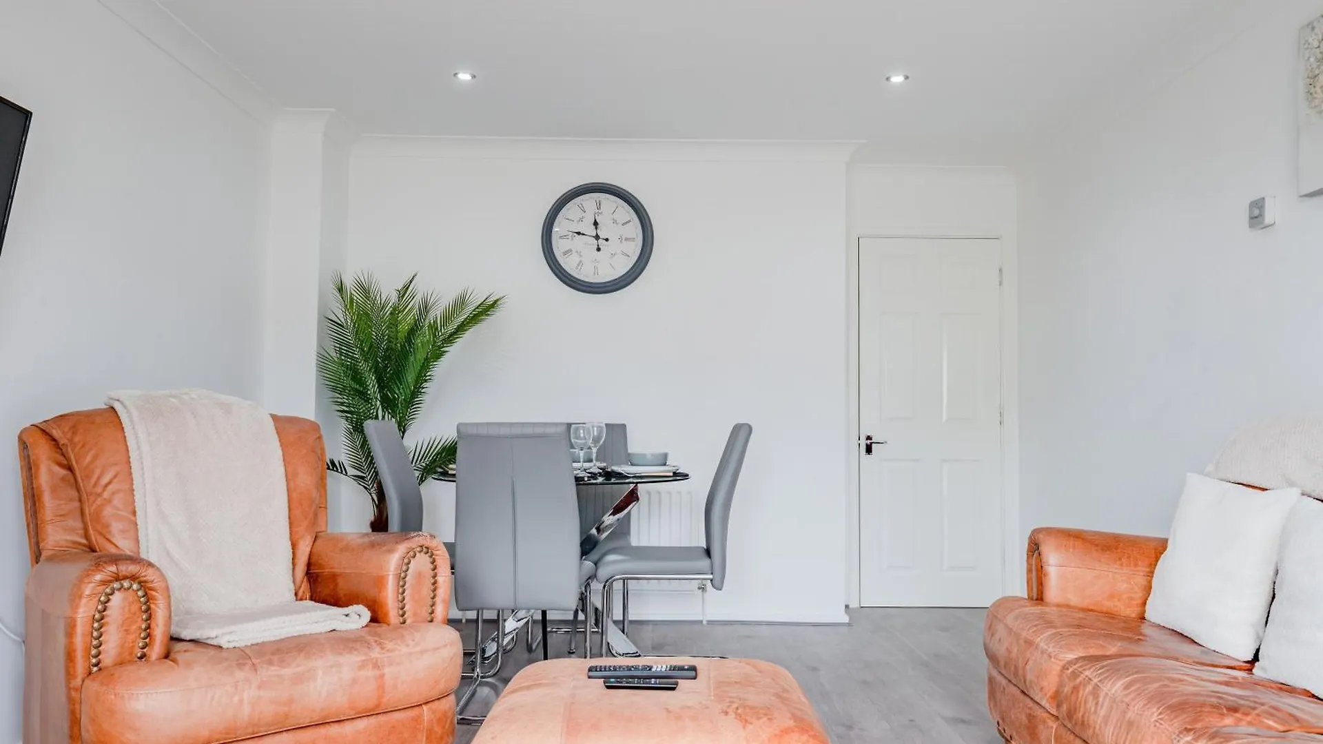 Guest Homes - Araminta Apartment Brighton